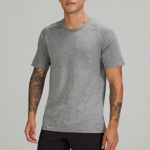 Lululemon Metal Vent Tech Gray Short Sleeve Tee